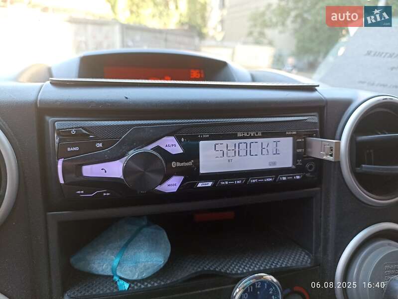 Мінівен Peugeot Partner 2015 в Одесі