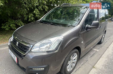 Минивэн Peugeot Partner 2015 в Львове