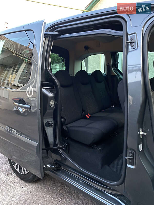 Мінівен Peugeot Partner 2018 в Житомирі