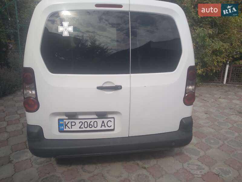 Мінівен Peugeot Partner 2013 в Дунаївцях