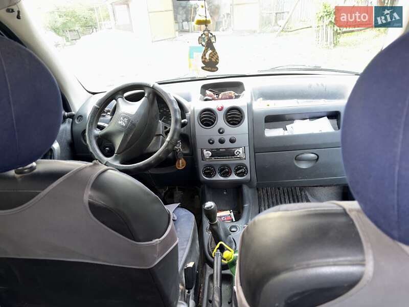 Минивэн Peugeot Partner 2006 в Самборе