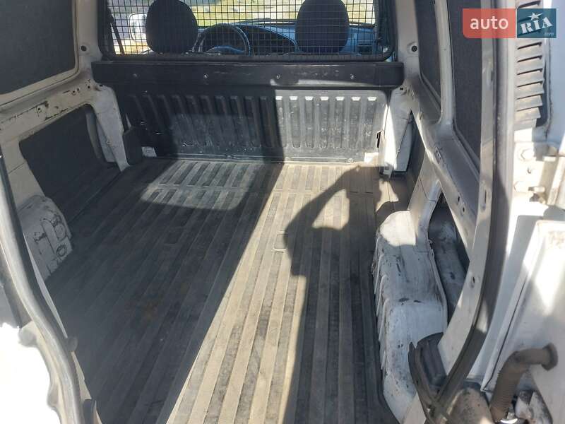 Вантажний фургон Peugeot Partner 2002 в Харкові