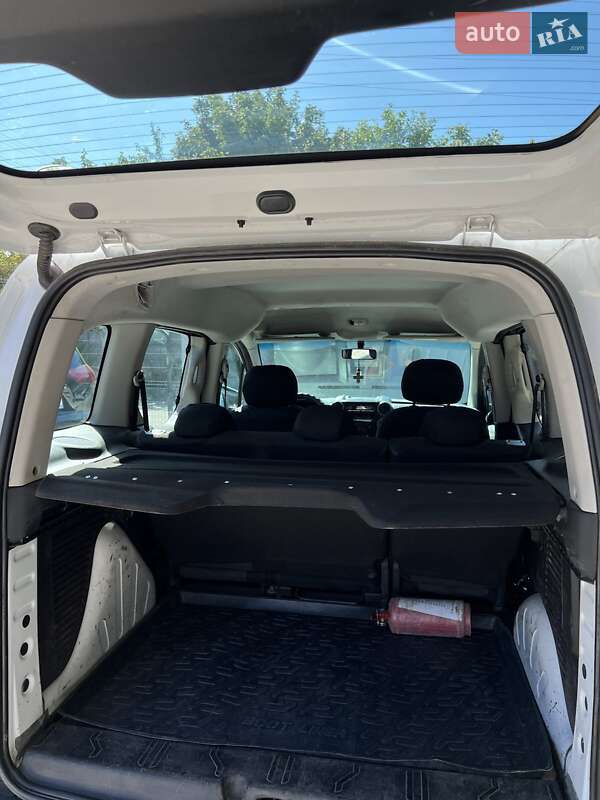 Минивэн Peugeot Partner 2016 в Запорожье фото 6 Минивэн Peugeot Partner 2016 в Запорожье