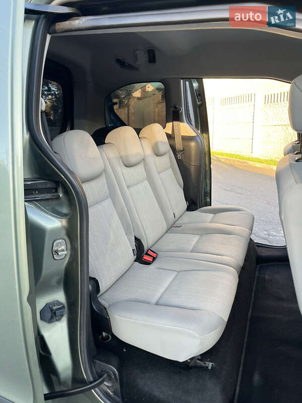 Минивэн Peugeot Partner 2011 в Ровно