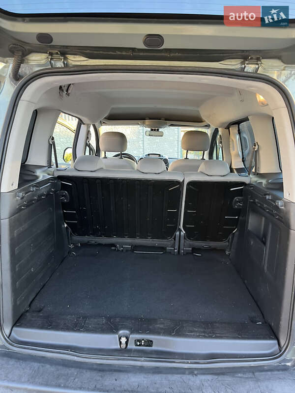 Минивэн Peugeot Partner 2011 в Ровно