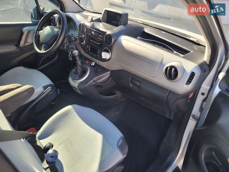Минивэн Peugeot Partner 2010 в Снятине фото 4 Минивэн Peugeot Partner 2010 в Снятине