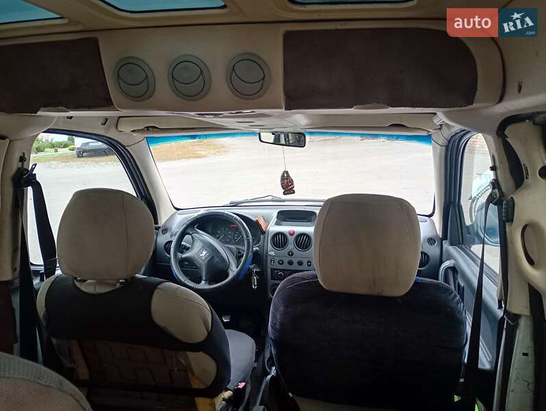 Минивэн Peugeot Partner 2009 в Прилуках