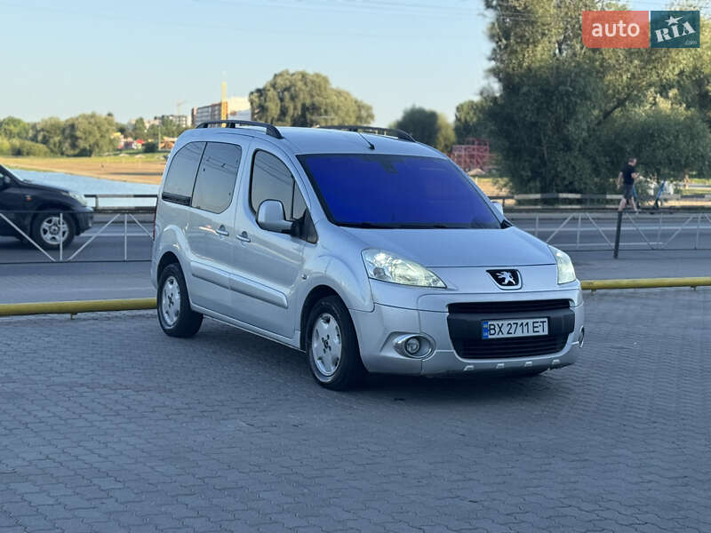 Минивэн Peugeot Partner 2010 в Хмельницком