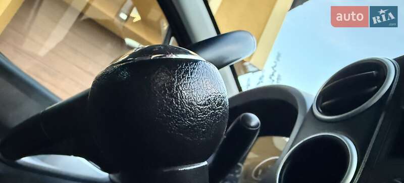 Минивэн Peugeot Partner 2017 в Львове