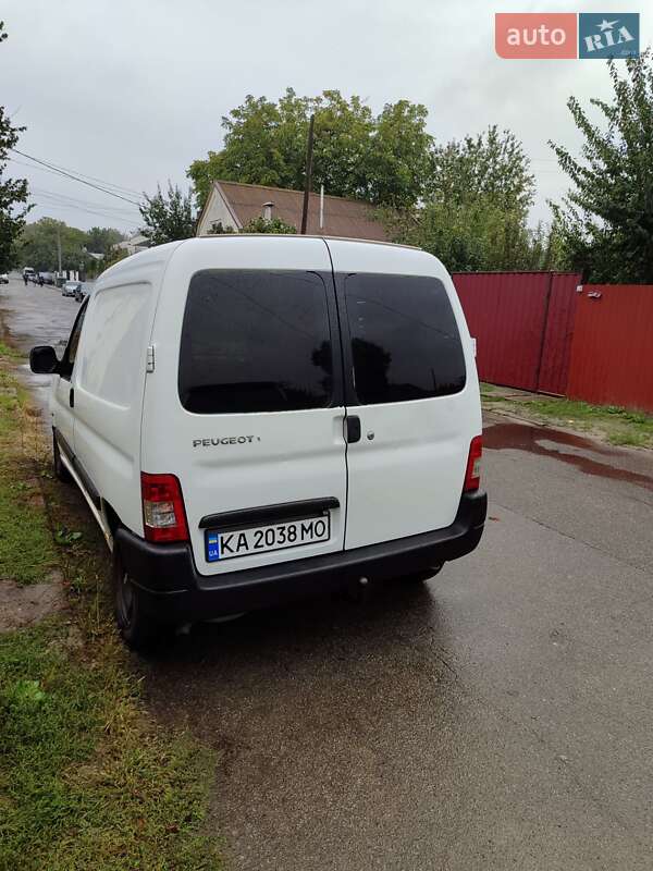 Вантажний фургон Peugeot Partner 2002 в Києві