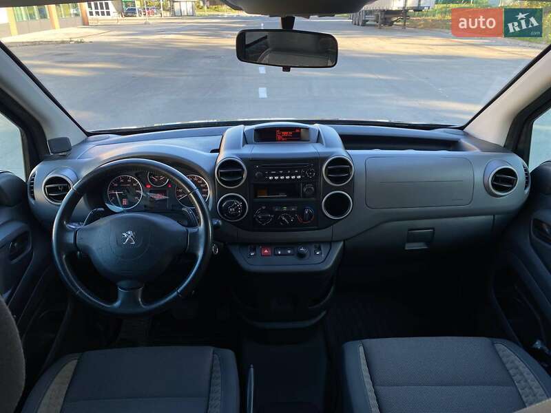 Минивэн Peugeot Partner 2016 в Киеве
