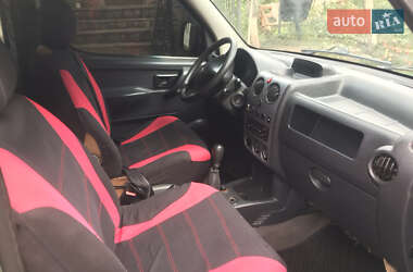 Минивэн Peugeot Partner 2006 в  фото 8 Минивэн Peugeot Partner 2006 в