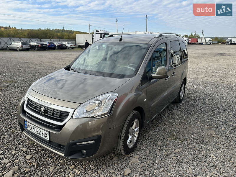 Минивэн Peugeot Partner 2015 в Иршаве фото Минивэн Peugeot Partner 2015 в Иршаве