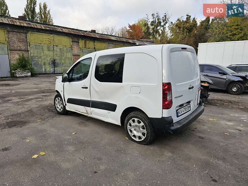 Минивэн Peugeot Partner 2011 в Киеве