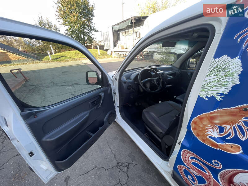 Грузовой фургон Peugeot Partner 2003 в Виннице