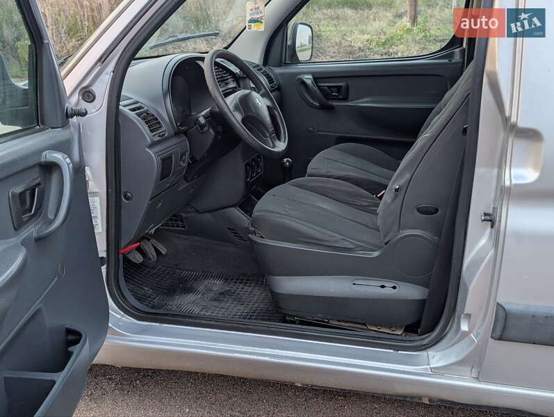 Минивэн Peugeot Partner 2001 в Здолбунове фото 13 Минивэн Peugeot Partner 2001 в Здолбунове