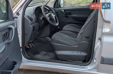 Минивэн Peugeot Partner 2001 в  фото 13 Минивэн Peugeot Partner 2001 в