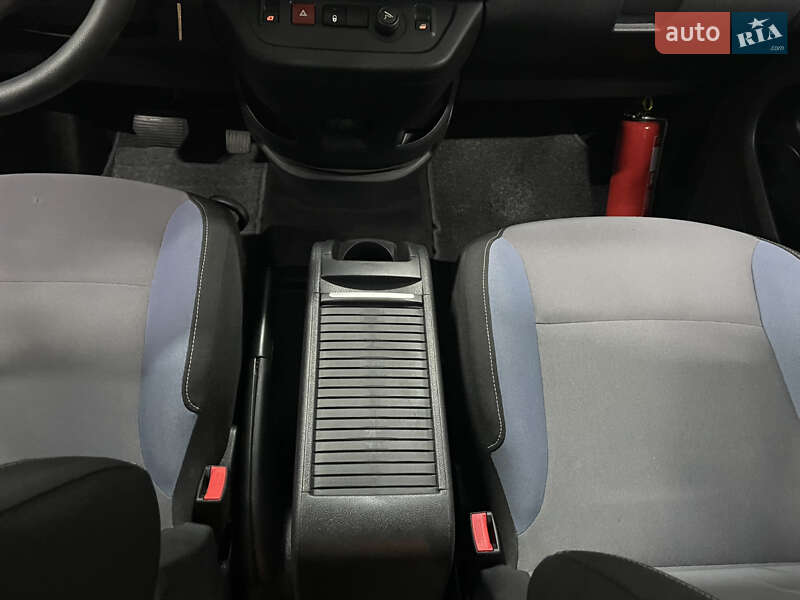 Минивэн Peugeot Partner 2014 в Стрые фото 49 Минивэн Peugeot Partner 2014 в Стрые