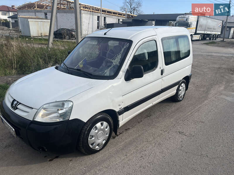 Минивэн Peugeot Partner 2006 в Подкамне фото 4 Минивэн Peugeot Partner 2006 в Подкамне