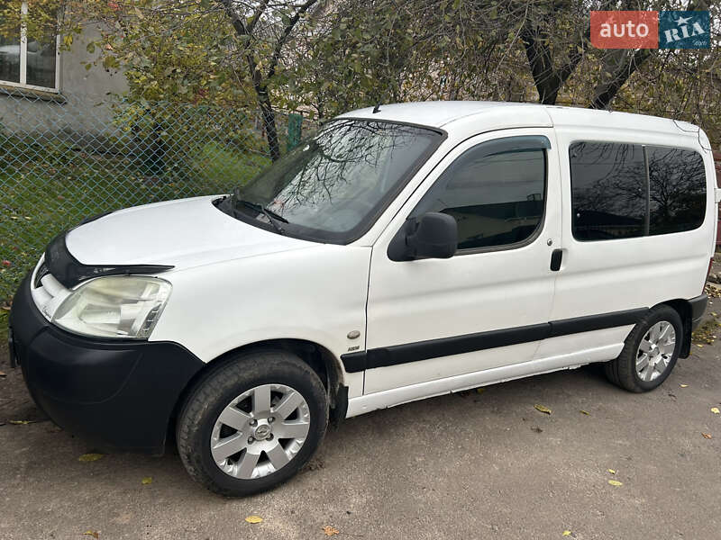 Мінівен Peugeot Partner 2006 в Рівному