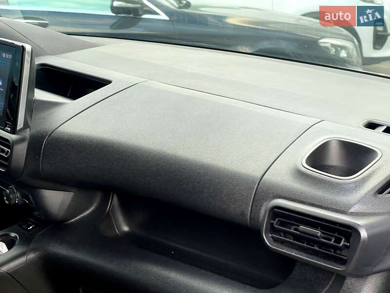 Грузовой фургон Peugeot Partner 2023 в Киеве фото 60 Грузовой фургон Peugeot Partner 2023 в Киеве