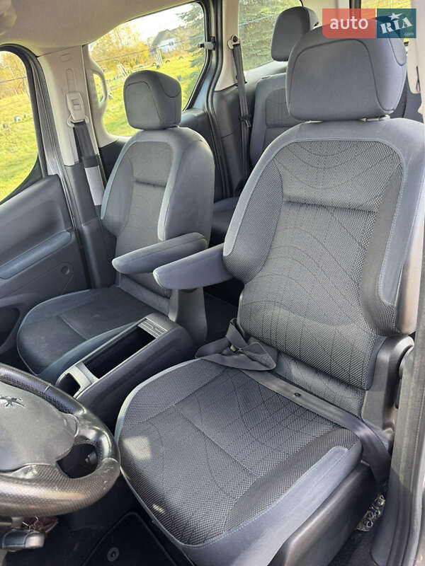 Мінівен Peugeot Partner 2011 в Калуші