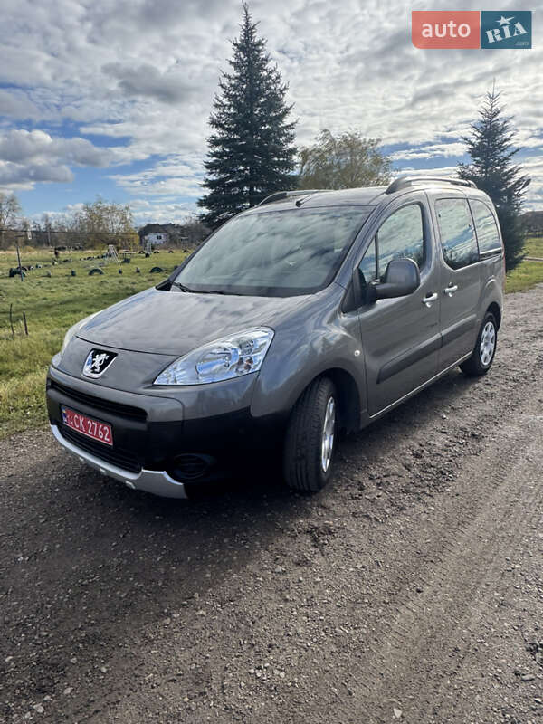 Мінівен Peugeot Partner 2011 в Калуші