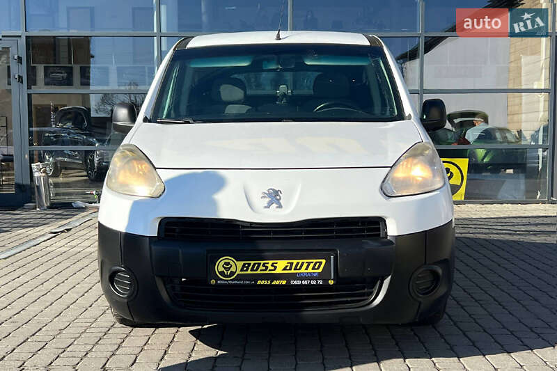 Грузовой фургон Peugeot Partner 2014 в Ивано-Франковске