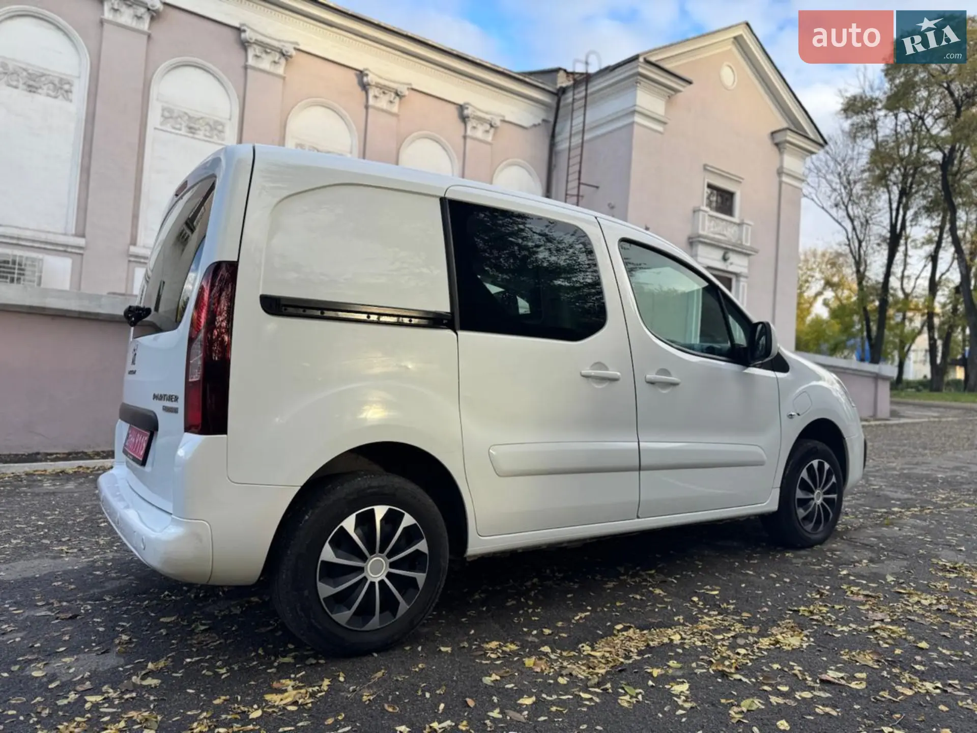 2017 Peugeot Partner - мініатюра 7
