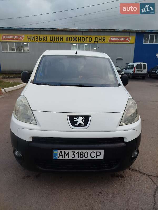 Минивэн Peugeot Partner 2009 в Житомире