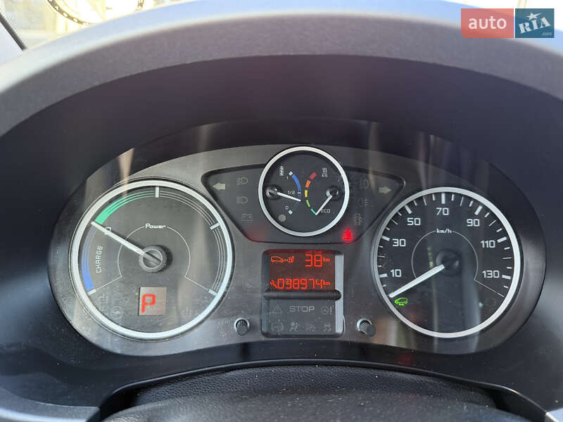 Мінівен Peugeot Partner 2018 в Городку