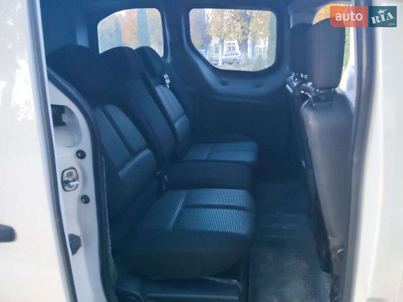 Мінівен Peugeot Partner 2010 в Теофіполі