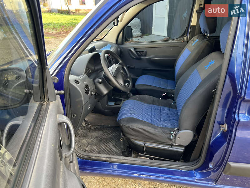 Минивэн Peugeot Partner 2004 в Болехове фото 11 Минивэн Peugeot Partner 2004 в Болехове