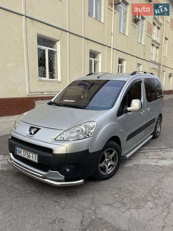 Минивэн Peugeot Partner 2009 в Ровно фото 13 Минивэн Peugeot Partner 2009 в Ровно