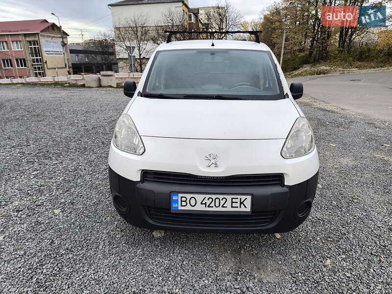 Вантажний фургон Peugeot Partner 2012 в Тернополі фото 3 Вантажний фургон Peugeot Partner 2012 в Тернополі