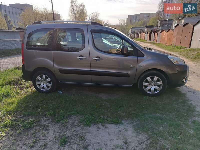 Минивэн Peugeot Partner 2009 в Киеве фото 6 Минивэн Peugeot Partner 2009 в Киеве