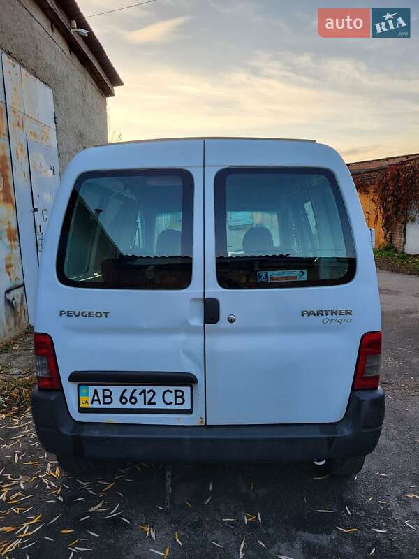 Вантажопасажирський фургон Peugeot Partner 2008 в Вінниці