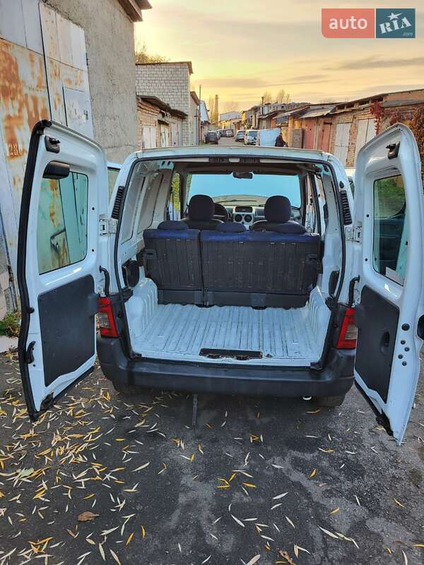 Вантажопасажирський фургон Peugeot Partner 2008 в Вінниці