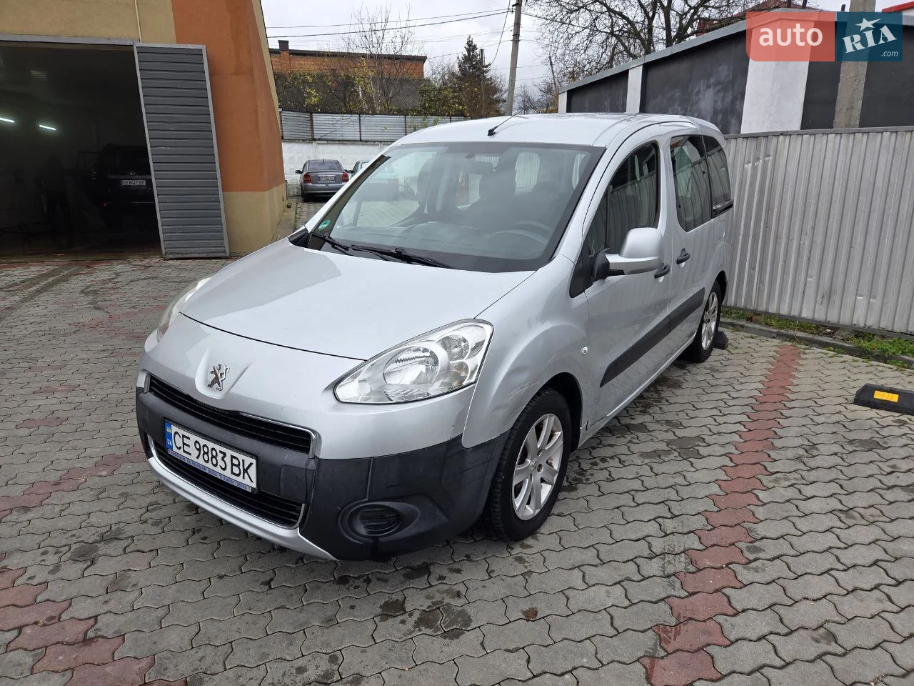 2015 Peugeot Partner - мініатюра 15