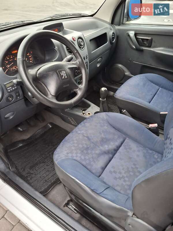 Грузовой фургон Peugeot Partner 2008 в Киеве
