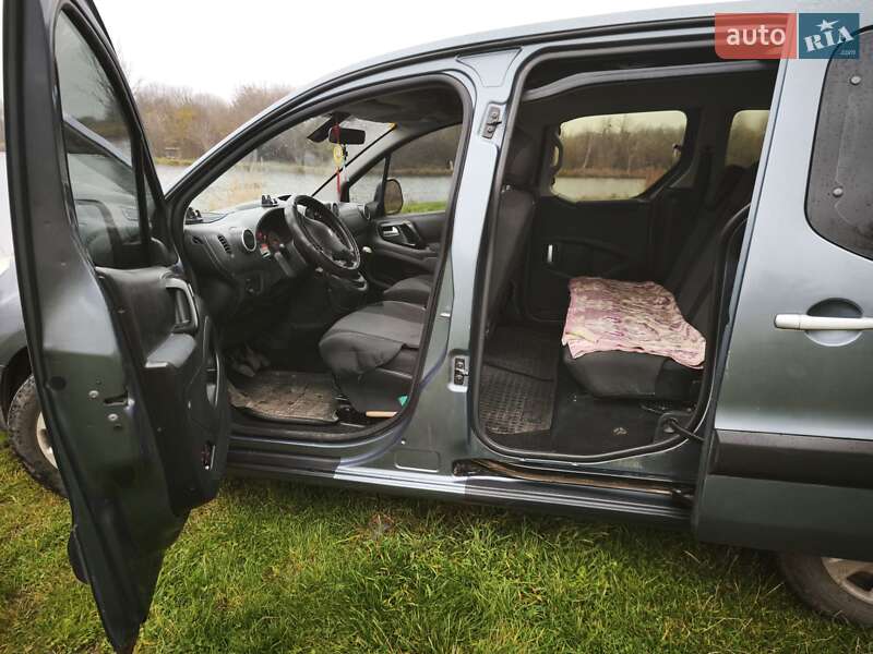 Минивэн Peugeot Partner 2011 в Киеве
