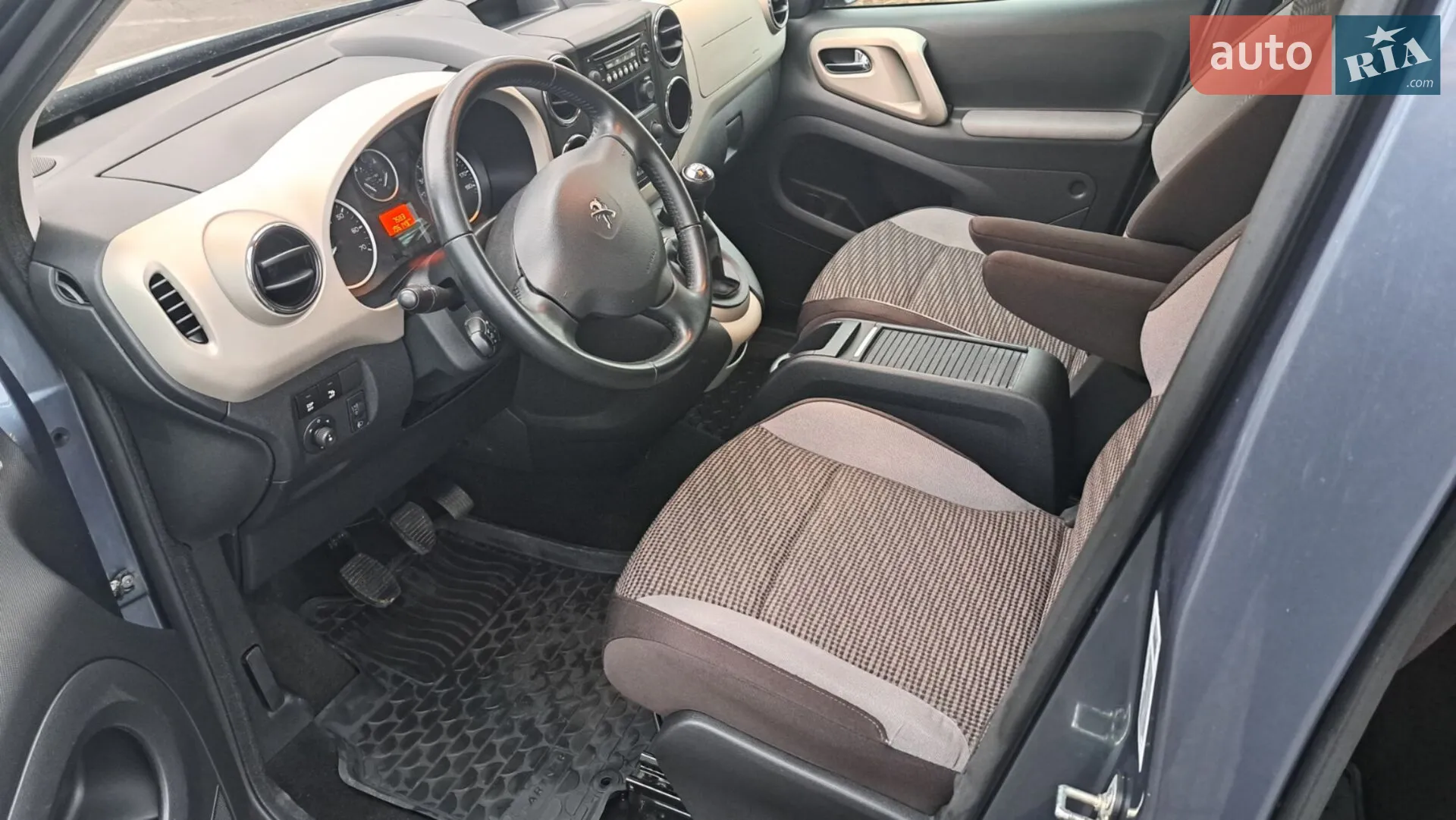 2012 Peugeot Partner - мініатюра 12