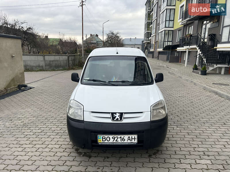 Мінівен Peugeot Partner 2007 в Жовкві