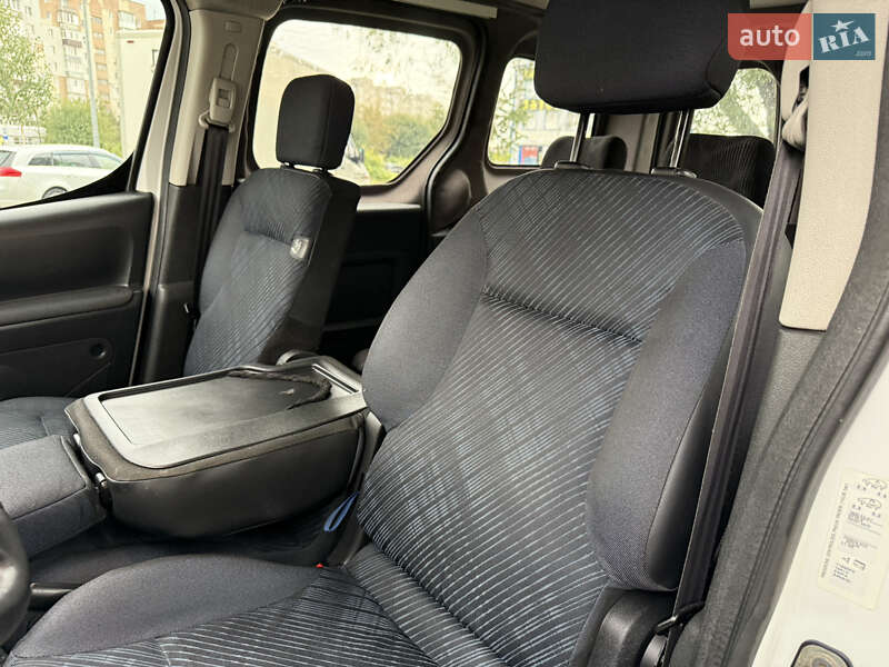 Мінівен Peugeot Partner 2009 в Хмельницькому фото 34 Мінівен Peugeot Partner 2009 в Хмельницькому