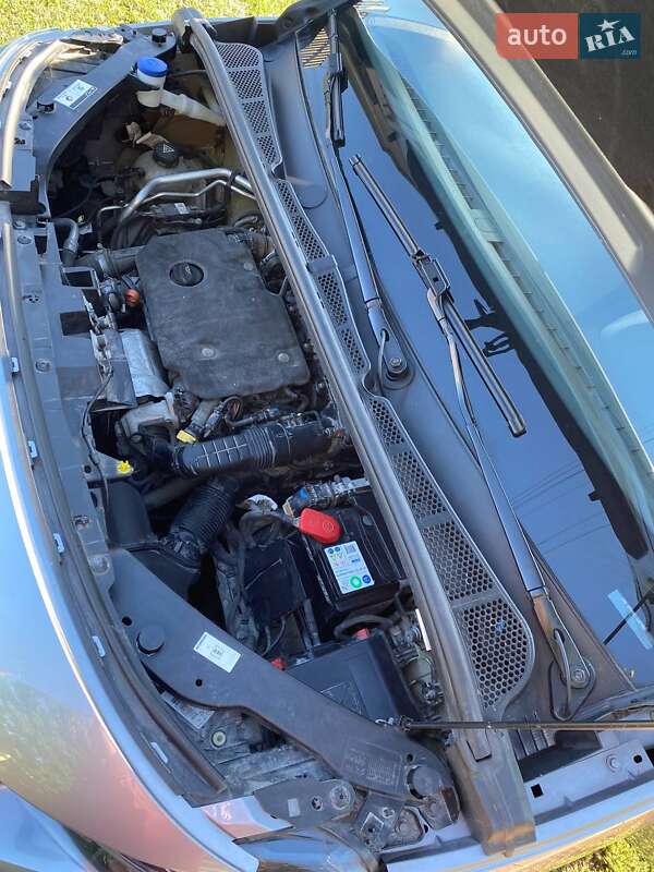 Вантажопасажирський фургон Peugeot Partner 2019 в Полтаві фото 27 Вантажопасажирський фургон Peugeot Partner 2019 в Полтаві