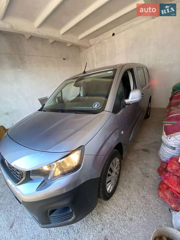 Вантажопасажирський фургон Peugeot Partner 2019 в Полтаві фото 38 Вантажопасажирський фургон Peugeot Partner 2019 в Полтаві