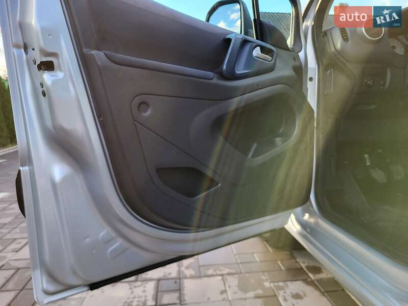 Минивэн Peugeot Partner 2012 в Черновцах