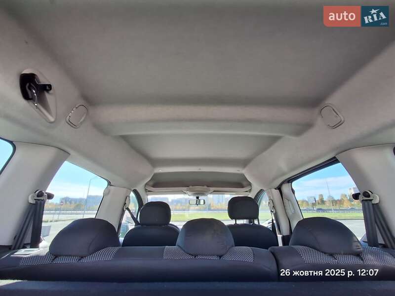 Минивэн Peugeot Partner 2017 в Киеве фото 16 Минивэн Peugeot Partner 2017 в Киеве