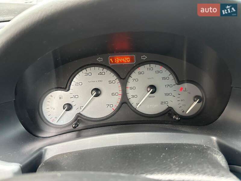 Минивэн Peugeot Partner 2008 в Киеве