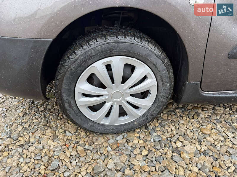 Мінівен Peugeot Partner 2016 в Коломиї фото 35 Мінівен Peugeot Partner 2016 в Коломиї